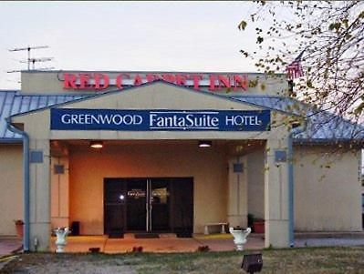 Red Carpet Inn Fanta Suites Hotel Greenwood Esterno foto