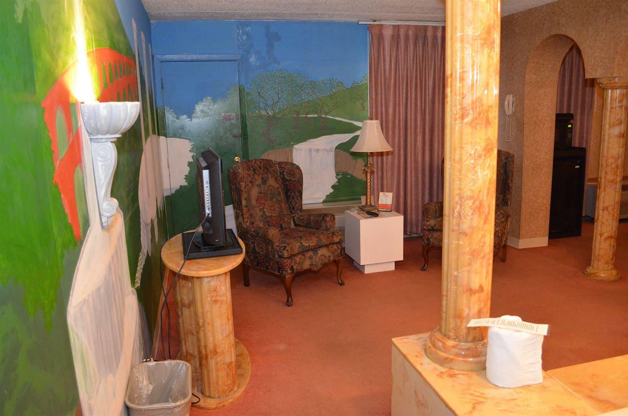 Red Carpet Inn Fanta Suites Hotel Greenwood Esterno foto
