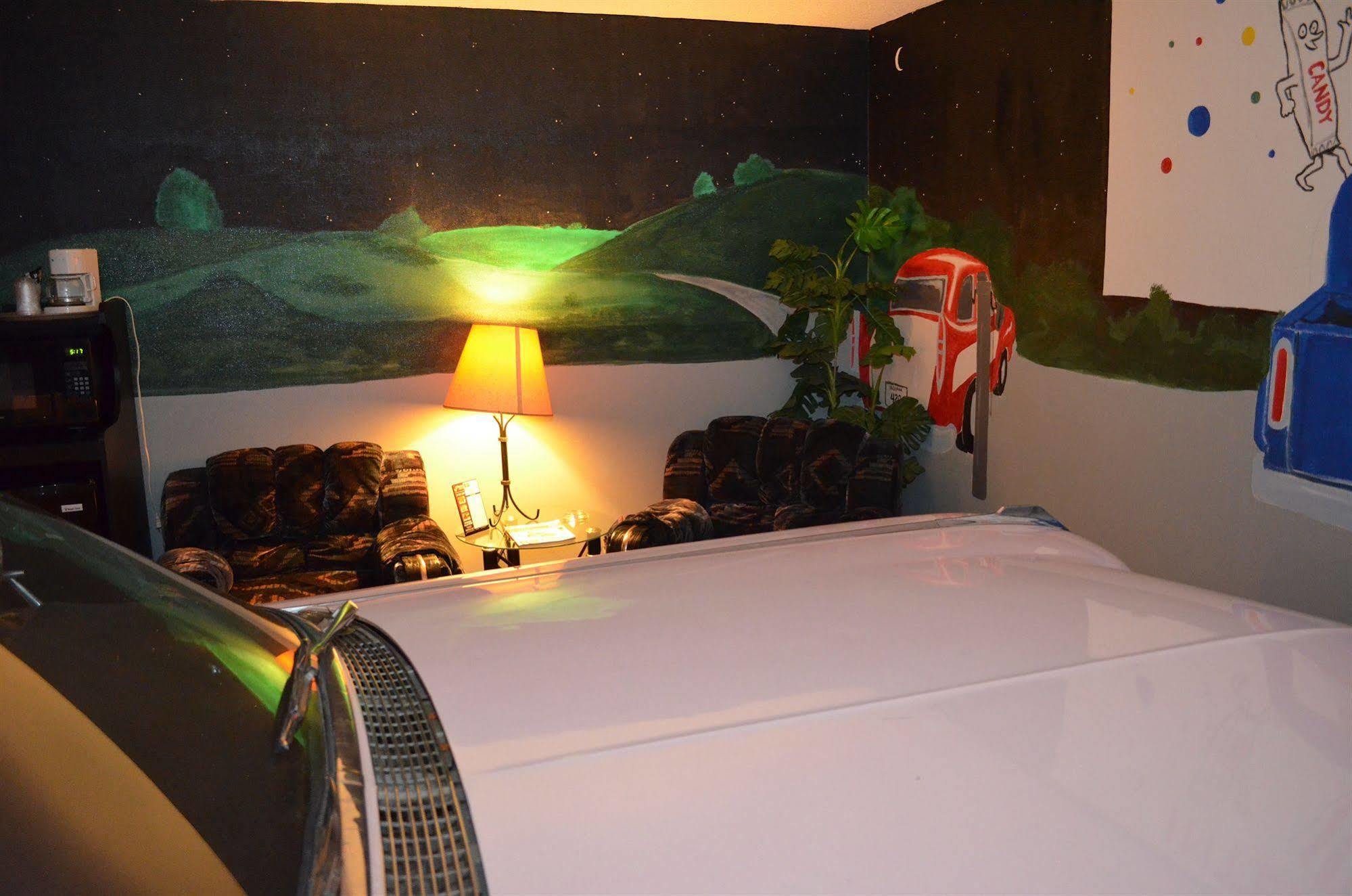 Red Carpet Inn Fanta Suites Hotel Greenwood Esterno foto